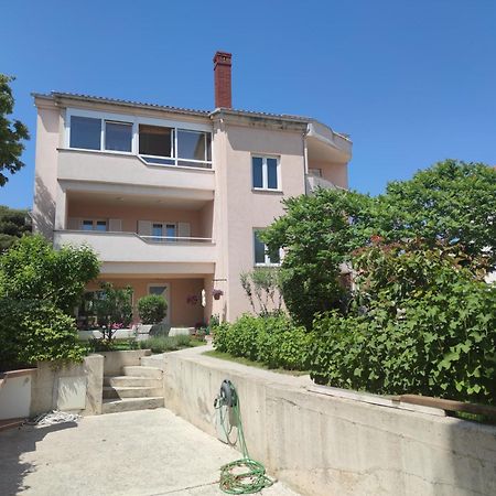 Apartments Dijana Krk Town Bagian luar foto
