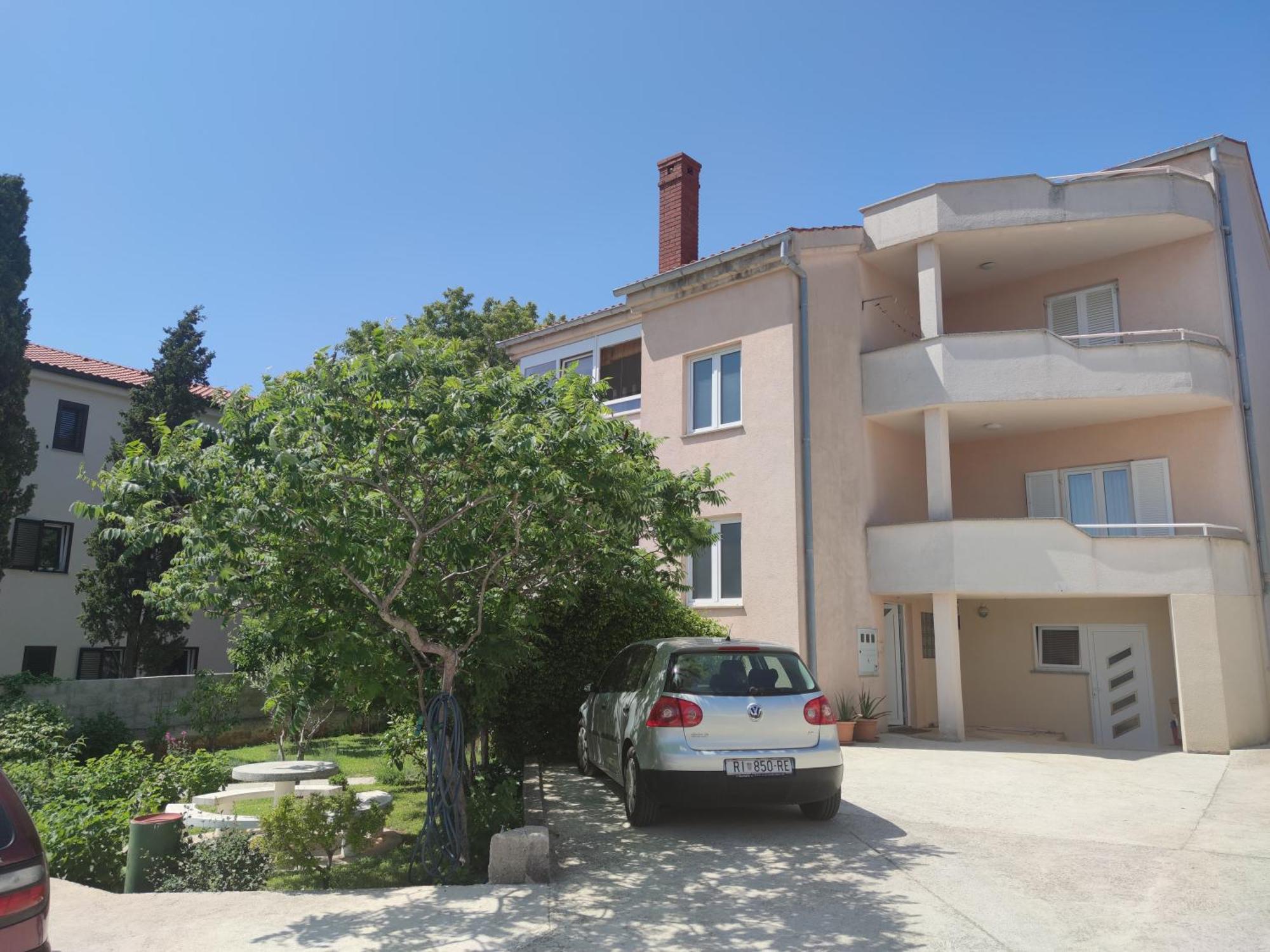 Apartments Dijana Krk Town Bagian luar foto