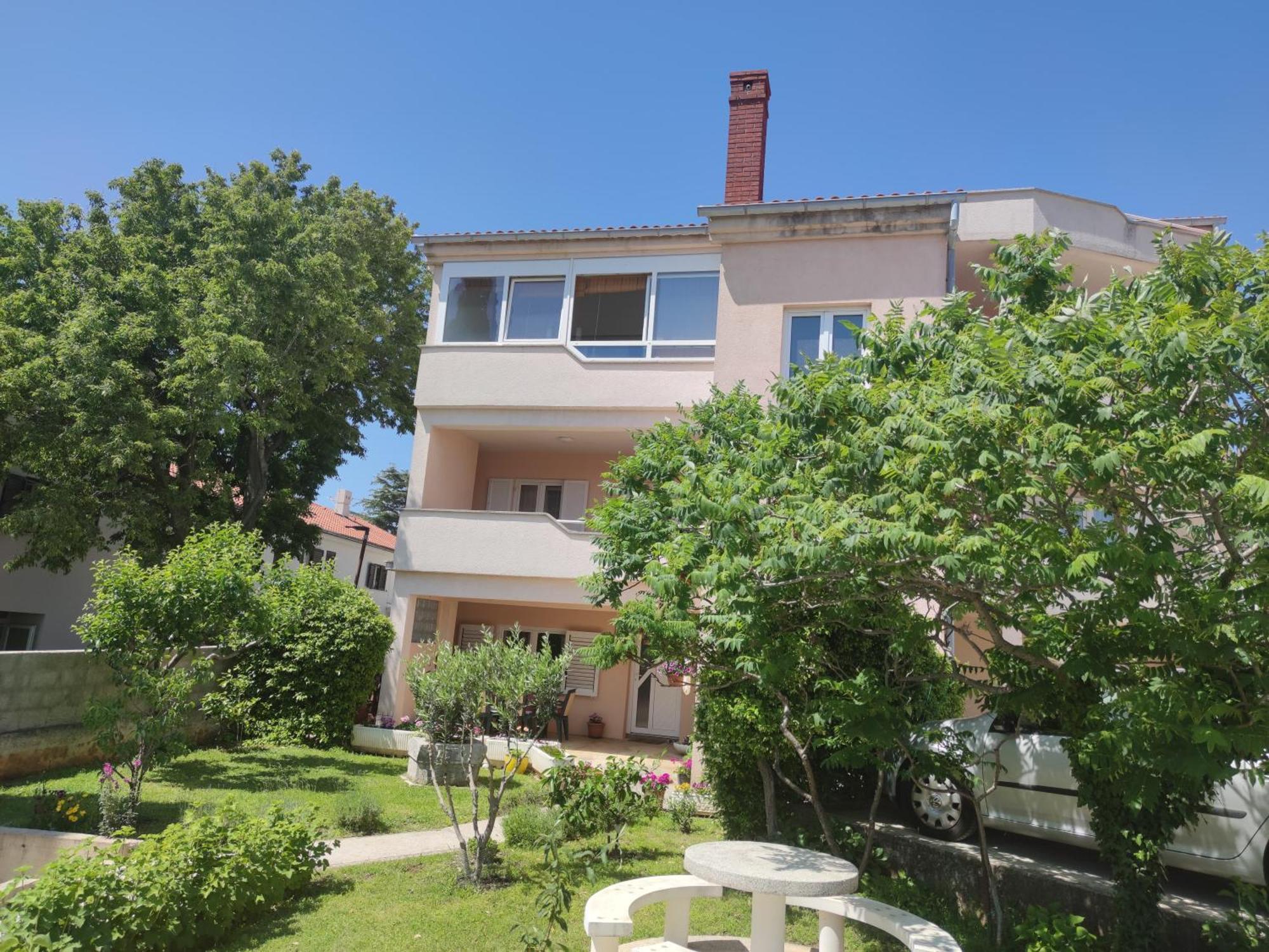 Apartments Dijana Krk Town Bagian luar foto