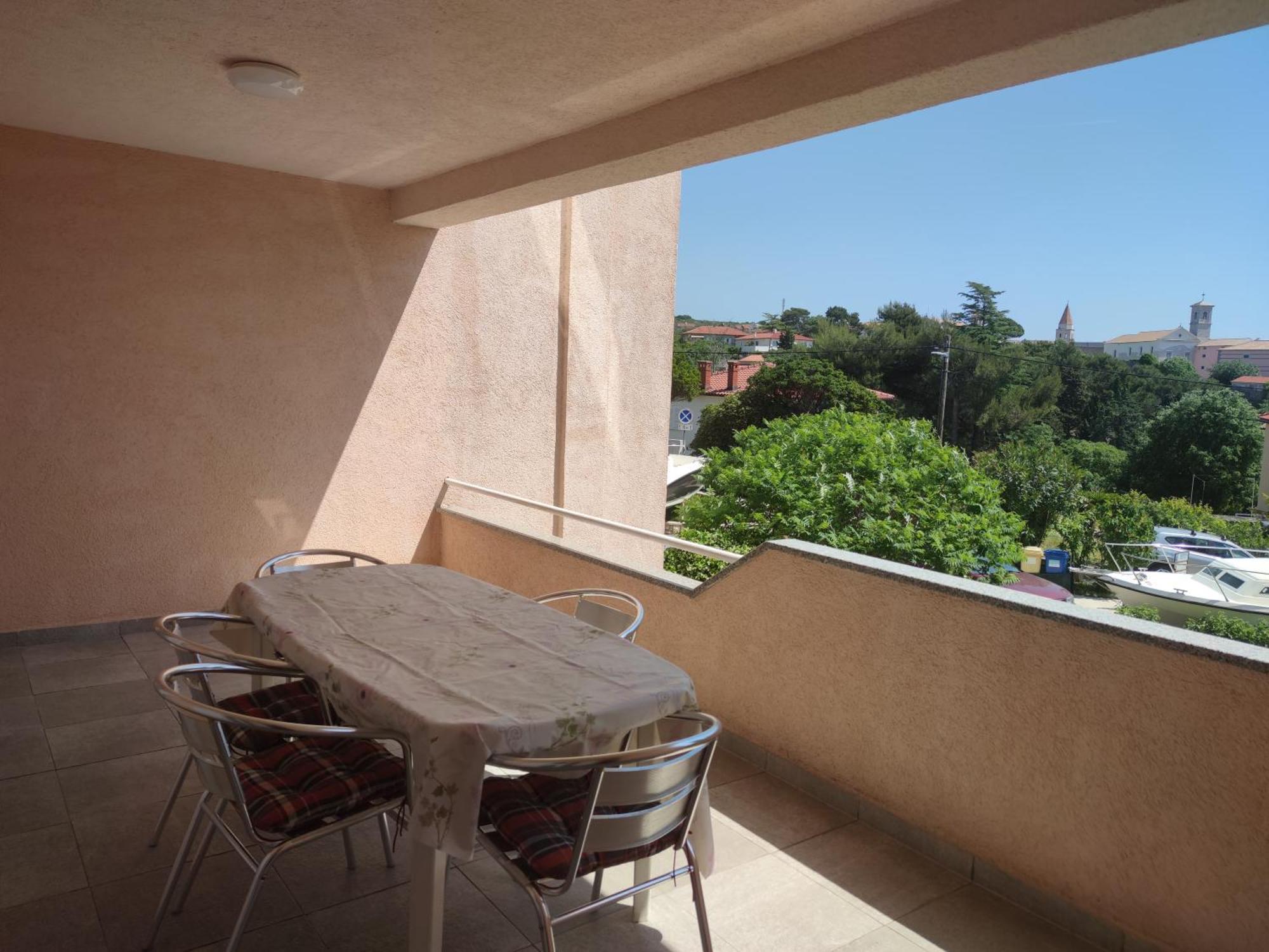 Apartments Dijana Krk Town Bagian luar foto